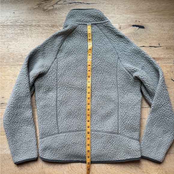 🔥SALE🔥Patagonia Retro Pile Fleece  Jacket Sz XS Gray exellent cond price firm! - Picture 6 of 8
